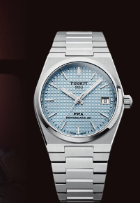 李栋旭佩戴天梭PRX超级玩家腕表，35毫米机械款酷飒金、霁风蓝机械腕表，潮流之选！